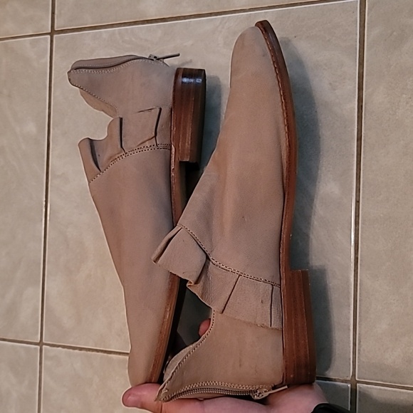 Sole Society Tan Booties Size 9 - Picture 5 of 6